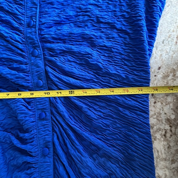 Elegant Blue Ruched Dress - Picture 8 of 9